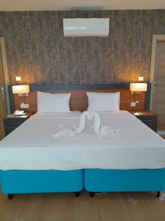 Çift kişilik yataklı otel odası